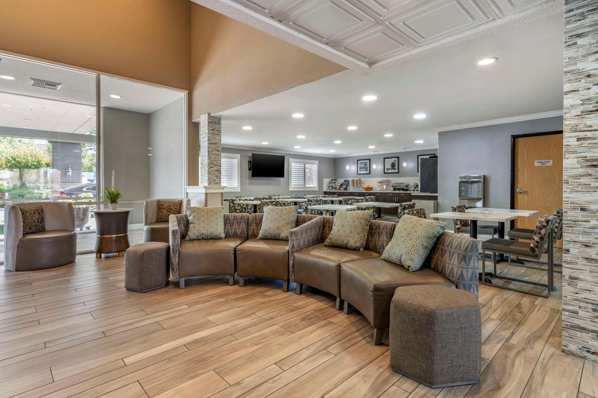Best Western Plus Vineyard Inn Livermore Exteriör bild